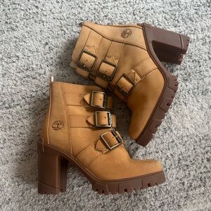 Timberland Women's Buckle Strap Heeled Boots - Tan and Brown